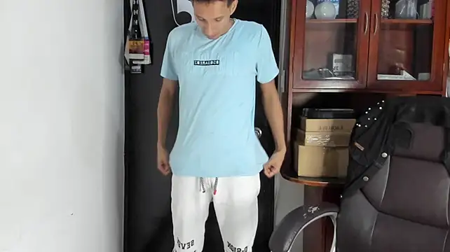 AlphaMarco live XXX chat