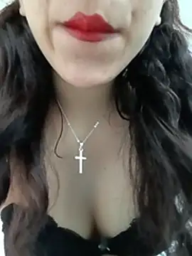 צ'אט XXX בשידור חי של HazelCharm