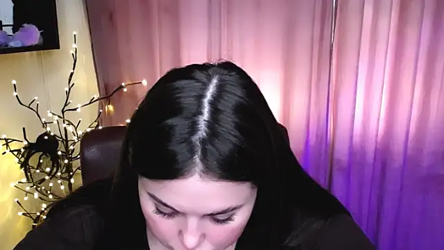 Chat XXX ao vivo de Emily_Mo