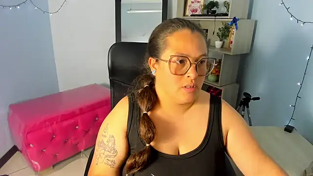 Chat XXX ao vivo de SaraThonson_