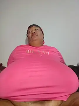 nancy111 élő XXX-chatje