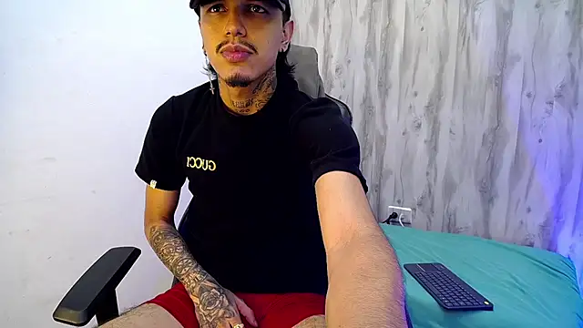 Онлайн чат XXX Tayson_Hot