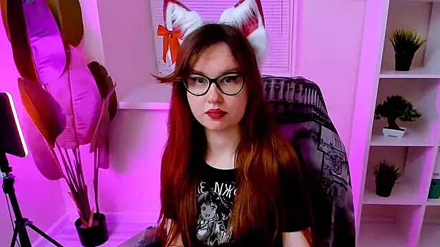CarolGiggly's Live XXX Chat