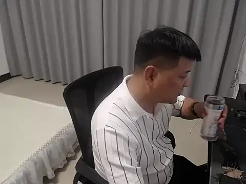 zhang1118 Chat XXX in diretta