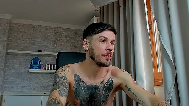 Chat XXX en directo de JonahShaw