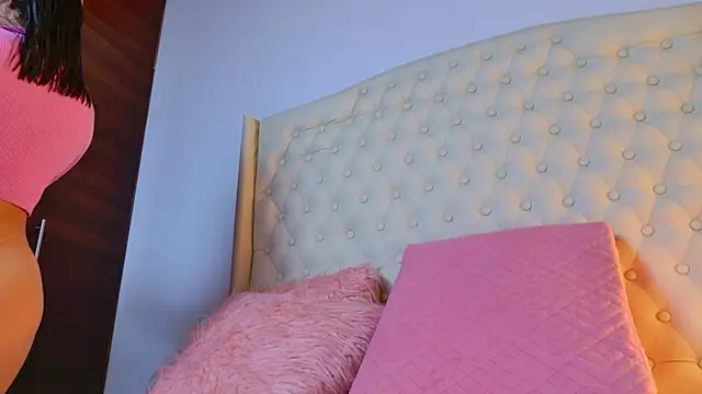 Živý XXX chat KeendallRouse