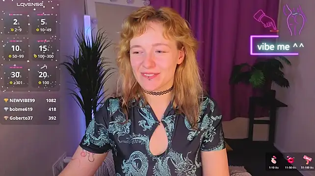 Ricki_Bloom 现场XXX聊天