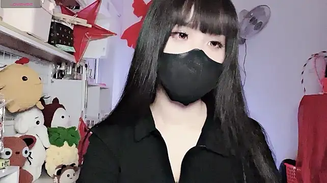 XXX chat uživo modela Tieu-May