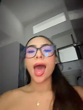 amira_cute2 라이브 XXX 채팅