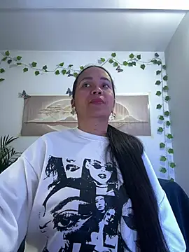 NoahJade – Naživo XXX chat