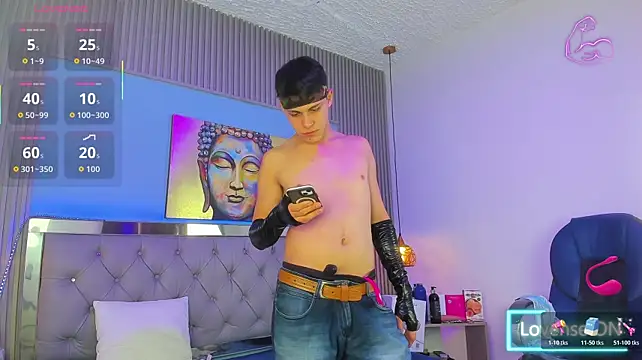 Ethanx18_ Adlı Modelin Canlı XXX Sohbeti
