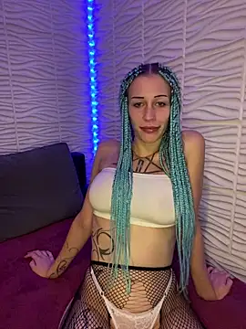 Dolly-Delicious Adlı Modelin Canlı XXX Sohbeti