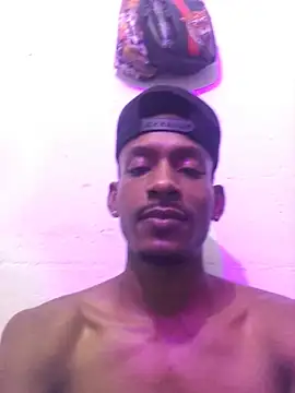 Chatroom XXX en direct de Kiing_afroditho