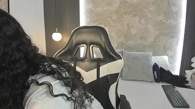 XXX chat uživo modela alysson_moon_
