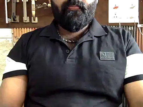 hairy_indian_dad লাইভ XXX চ্যাট