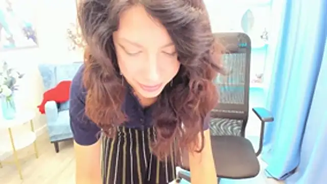 Chat XXX en directo de PeachMirage