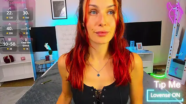 XXX chat uživo modela KiraNeeww