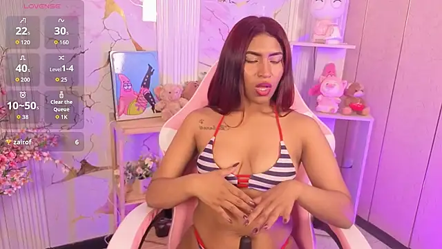 XXX chat uživo modela ChloeLombardi_
