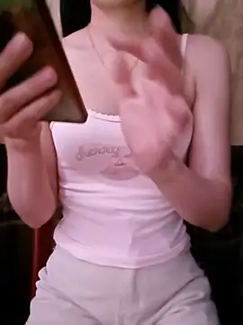 Chat XXX ao vivo de CherryBeii