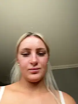 Živý XXX chat BlondieMbaddie