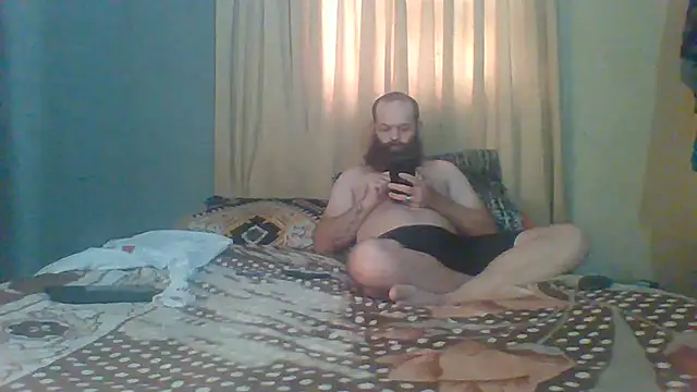 Interracialcouple35's Live XXX Chat