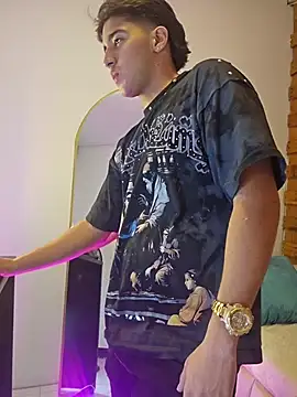 XXX chat uživo modela sam_vitali
