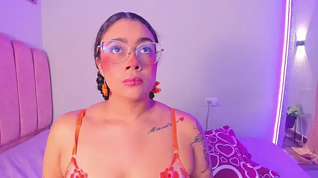 Chat XXX Live antonelllepiercee