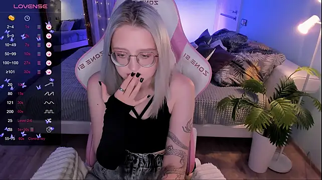 justinahelen_ Live XXX-chat
