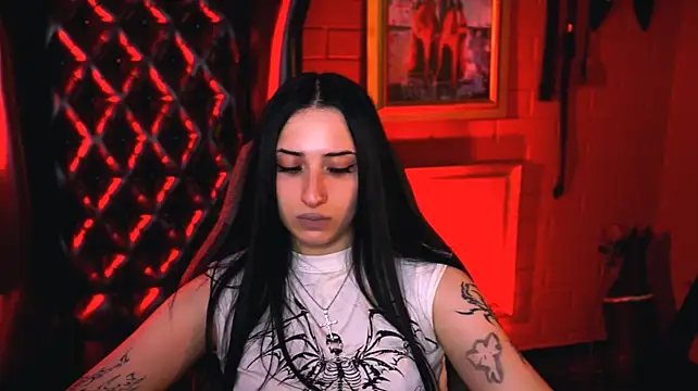 MonicaLowes Live XXX-Chat