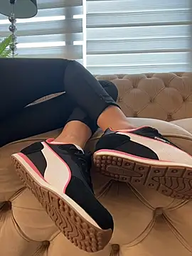 FeetViben Live XXX chat