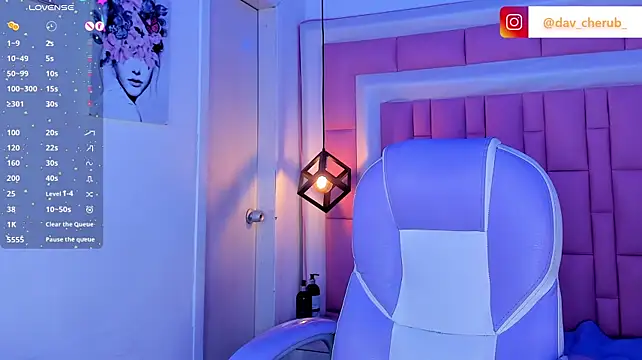 cherub_ Adlı Modelin Canlı XXX Sohbeti