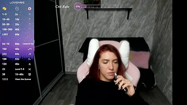 Reginasmilee's Live XXX Chat