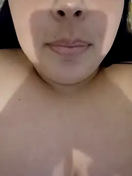 Chat XXX ao vivo de _bellascott__