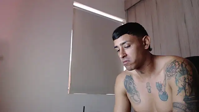 felipelopezz23 Show Webcam
