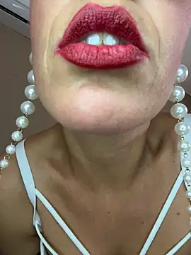 emprexkala's Live XXX Chat