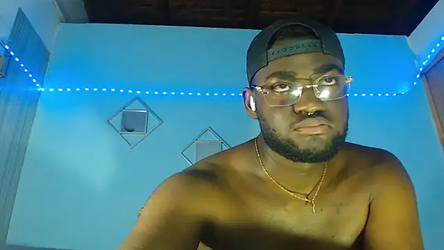 eebony_stallion live XXX chat