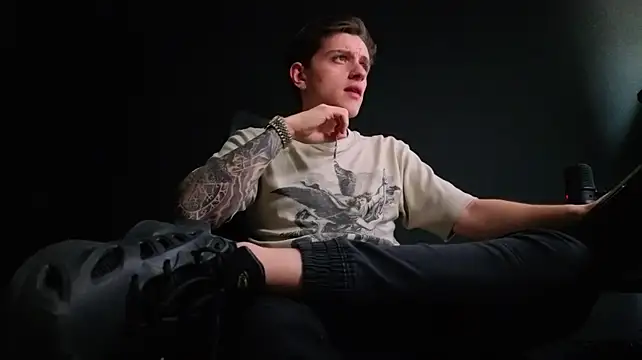 Chat XXX Live FelixStarkk
