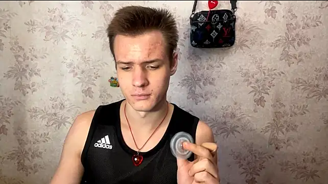 BigBabyMax – Naživo XXX chat