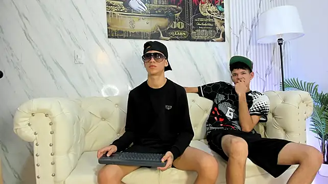 Chat XXX ao vivo de COOL_BOYS2