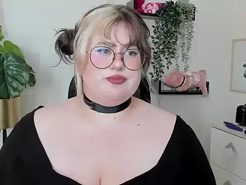 Chat XXX ao vivo de OpheliaLush