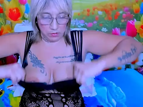 Czat XXX na żywo – indianroxy
