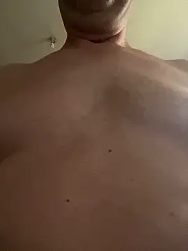 rjuanito973 即時 XXX 聊天