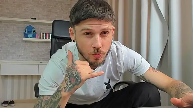 JonahShaw Chat XXX live