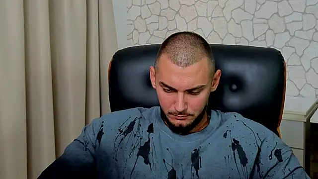 Chat XXX en directo de ClintMasters