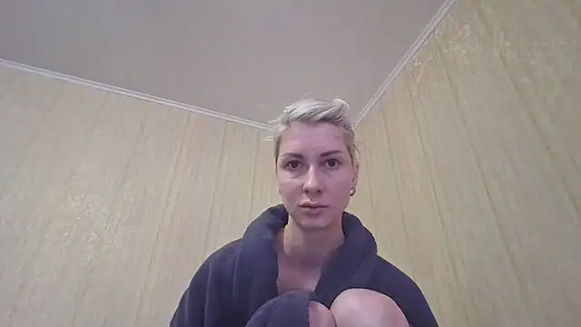 Pure-Seduction Adlı Modelin Canlı XXX Sohbeti