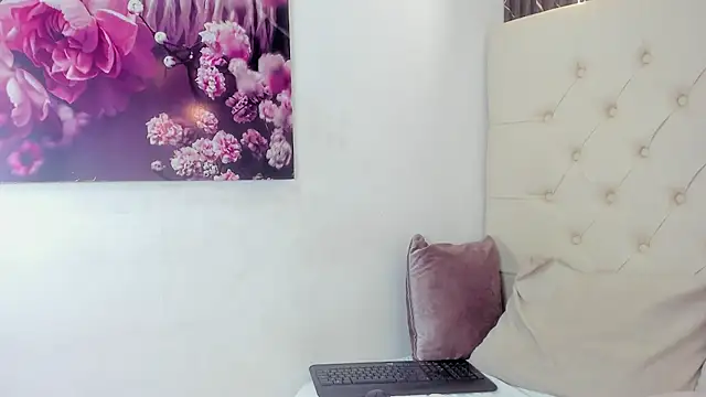 Webkamerová show naomy_makani