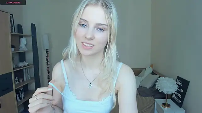 LaynePingitore লাইভ XXX চ্যাট