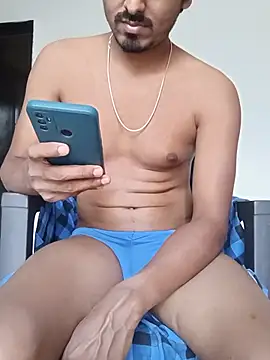 Pokazy przed kamerką – BigCockBong