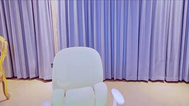 ANGEILOVE99's Live XXX Chat