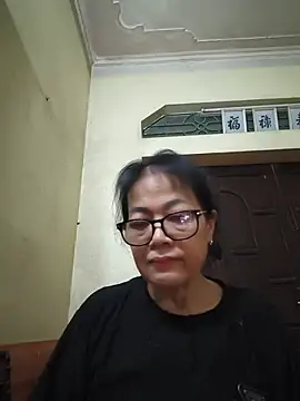 Hotestlove's Live XXX Chat